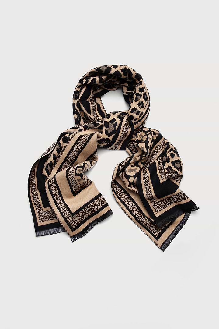 Reversible Leopard Pattern Scarf - Wheat