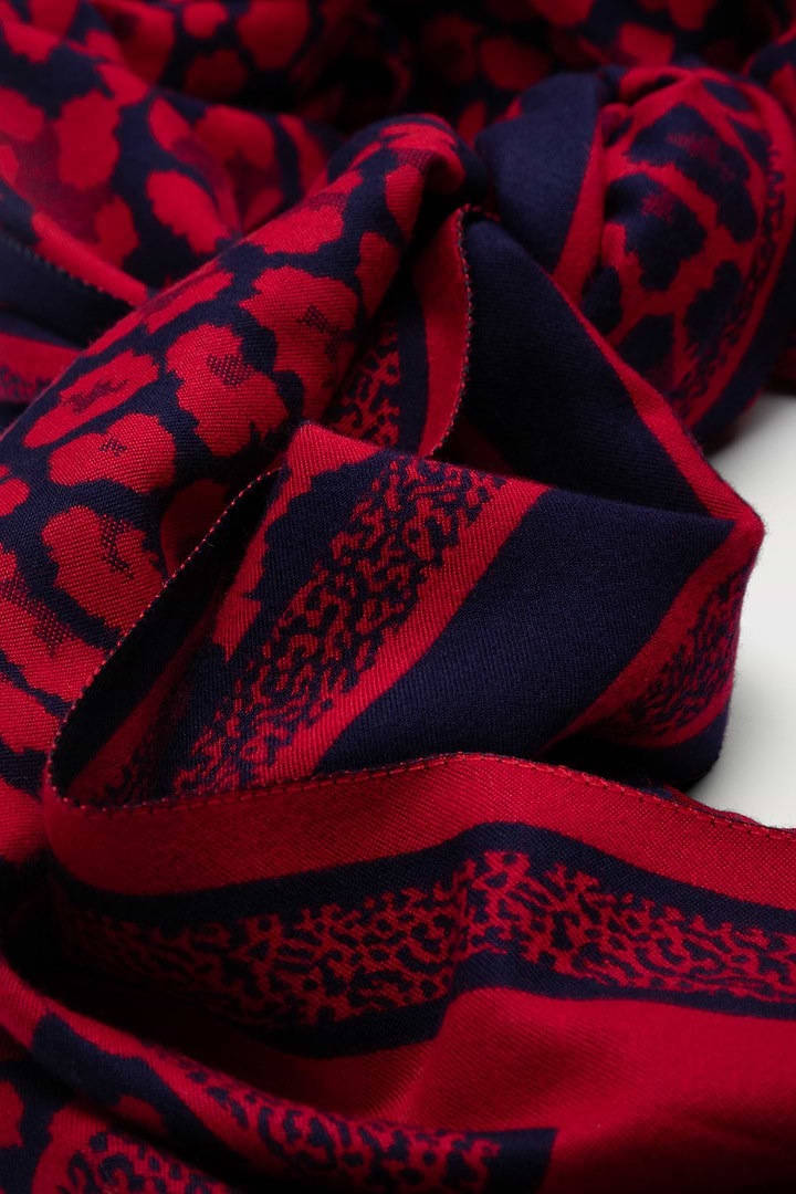 Reversible Leopard Pattern Scarf - Crimson