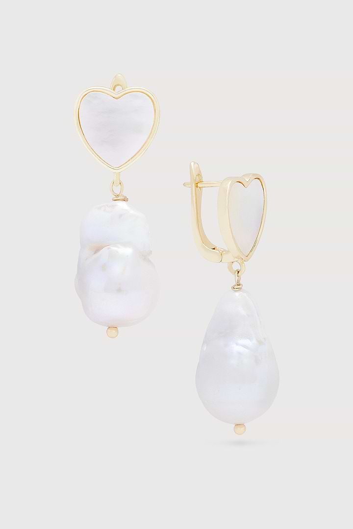 HEART ADORNED PEARL DANGLE EARRINGS White