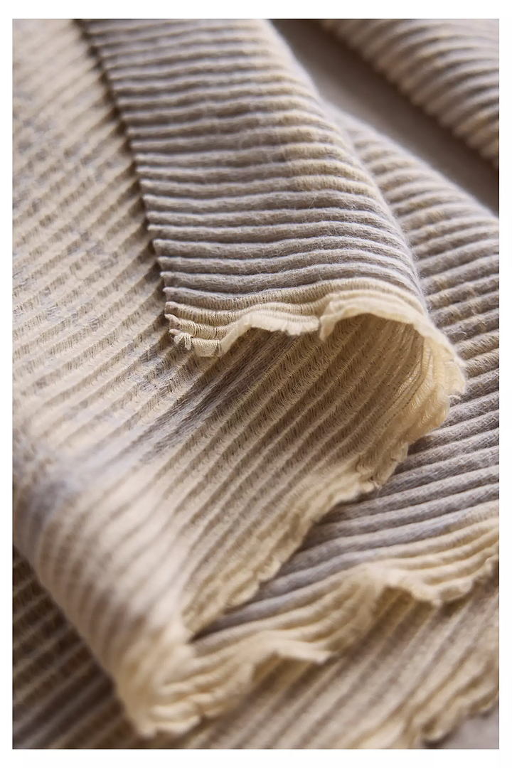 Floral Crinkle Reversible Scarf - Light Gray