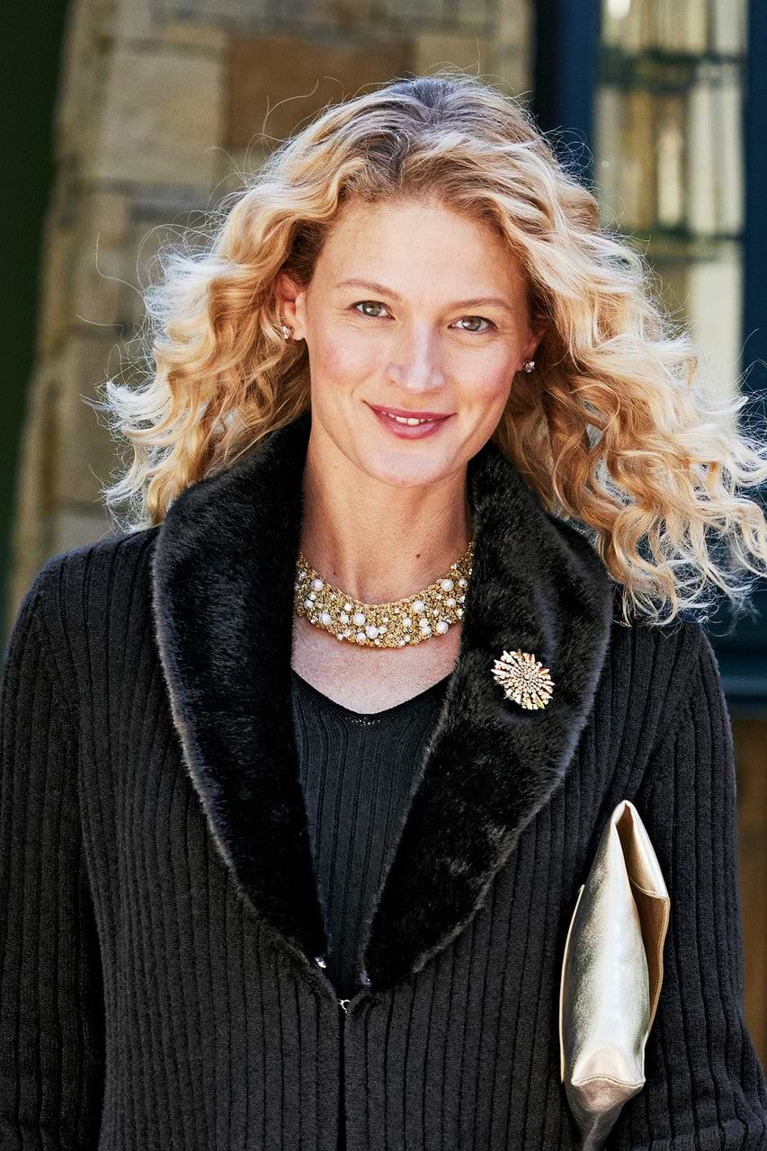 Gold Crochet Necklace with Pearls - Gold