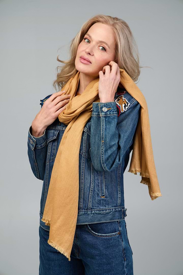 Cashmere A Silk Scarf With Eyelash Fringe