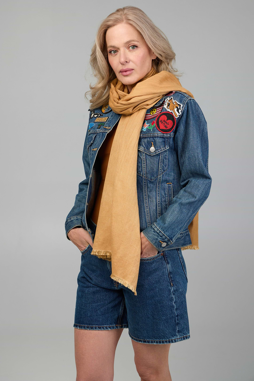 Cashmere A Silk Scarf With Eyelash Fringe - Blanched Almond