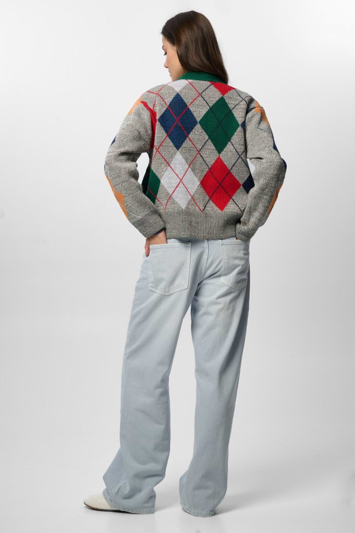 Classic Colorful Argyle Cardi - Grey