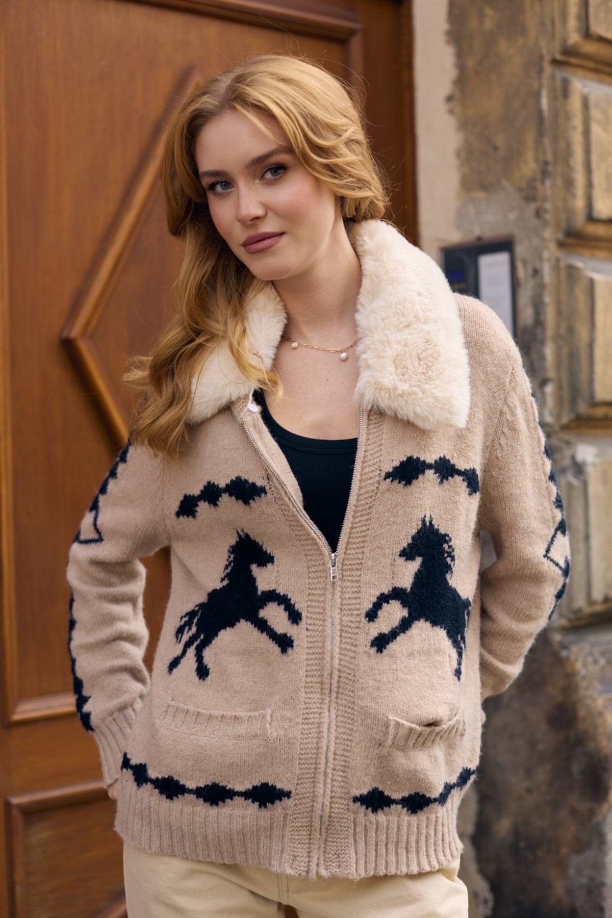 Fur Collar Horse Knit Jacket - Beige