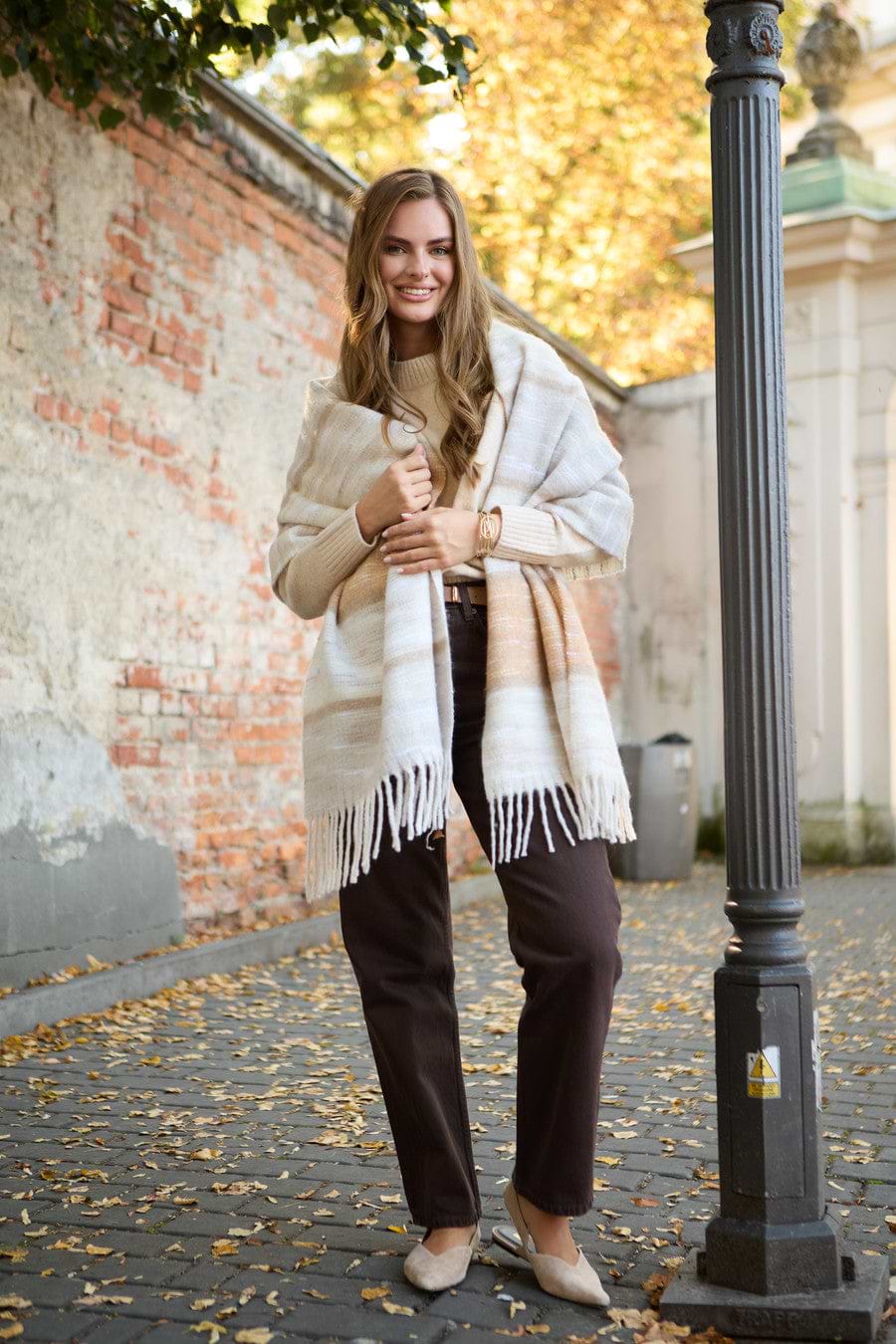 Cozy Oversized Fringe Scarf - Neutral