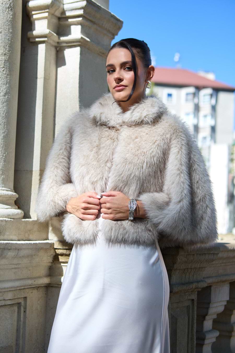 Upturned Collar Fur Capelet