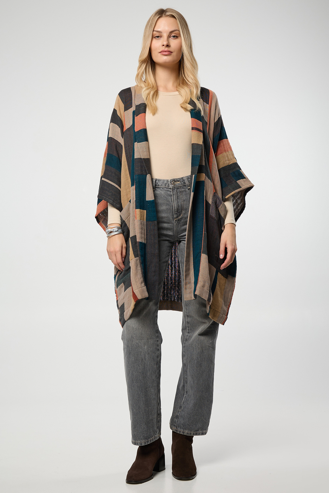 Amaira Long Jacket - Linen