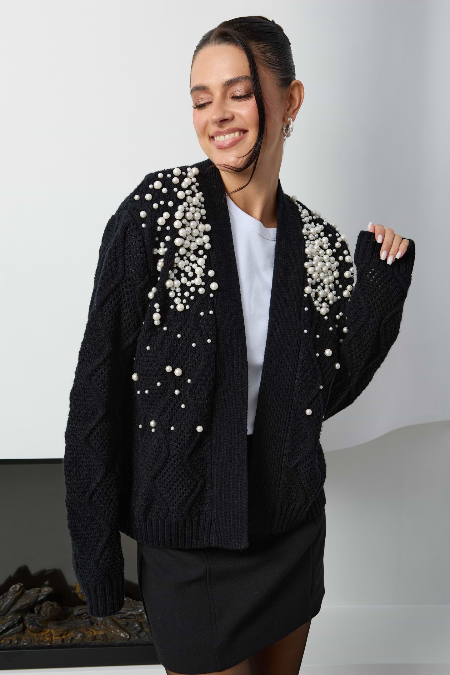 Pearl Embellished Zig-Zag Cardigan | SAACHI