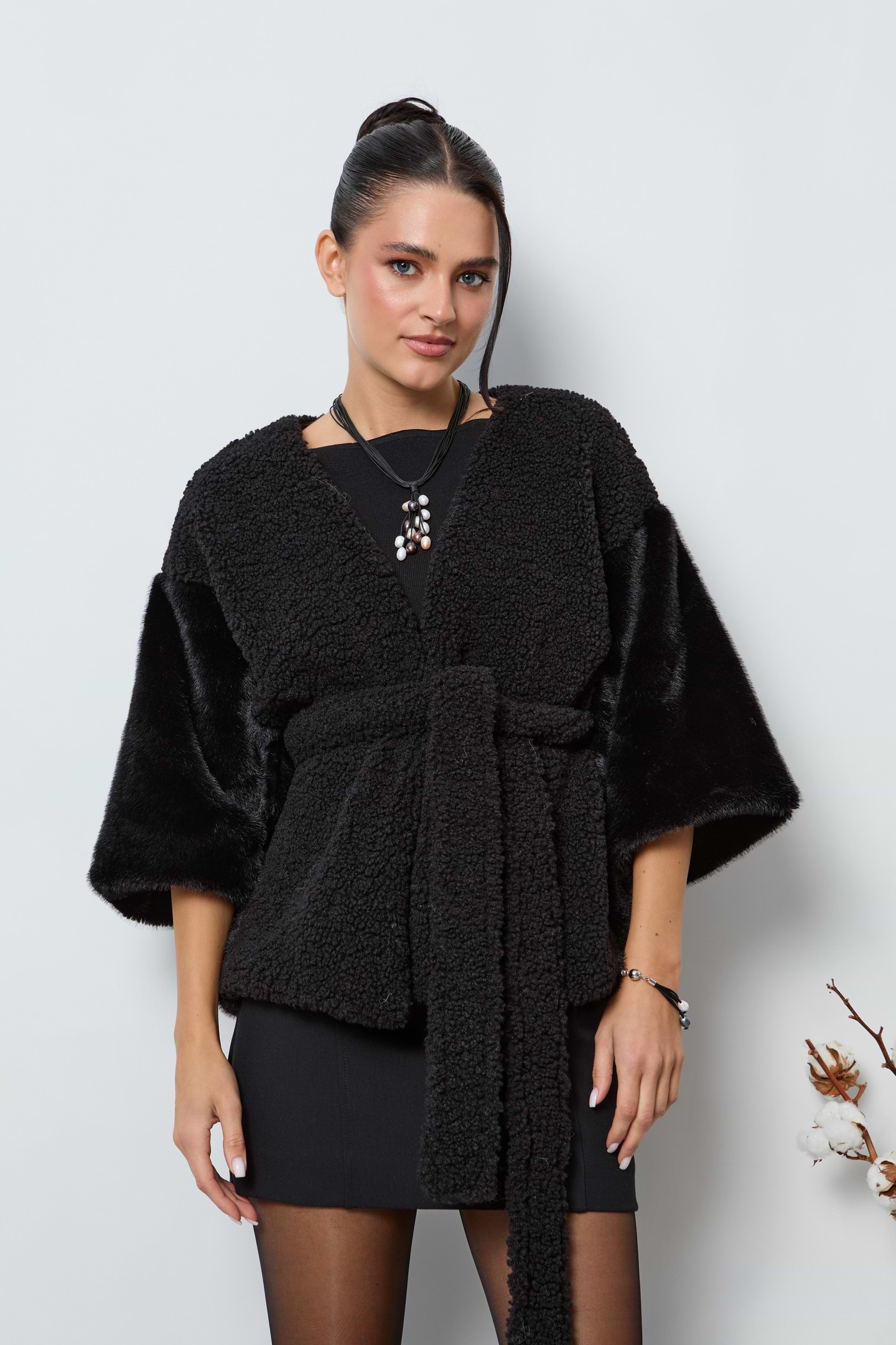 Fur Tie Front Short Kimono - Black