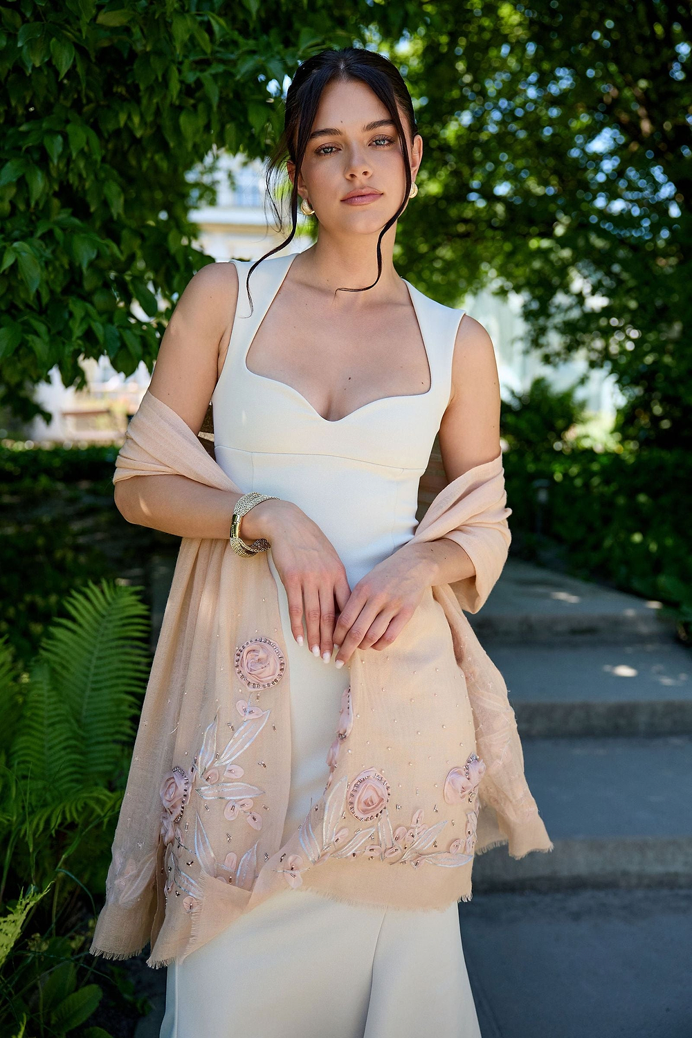 3D Floral Embellished Wool Scarf - Pastel Pink