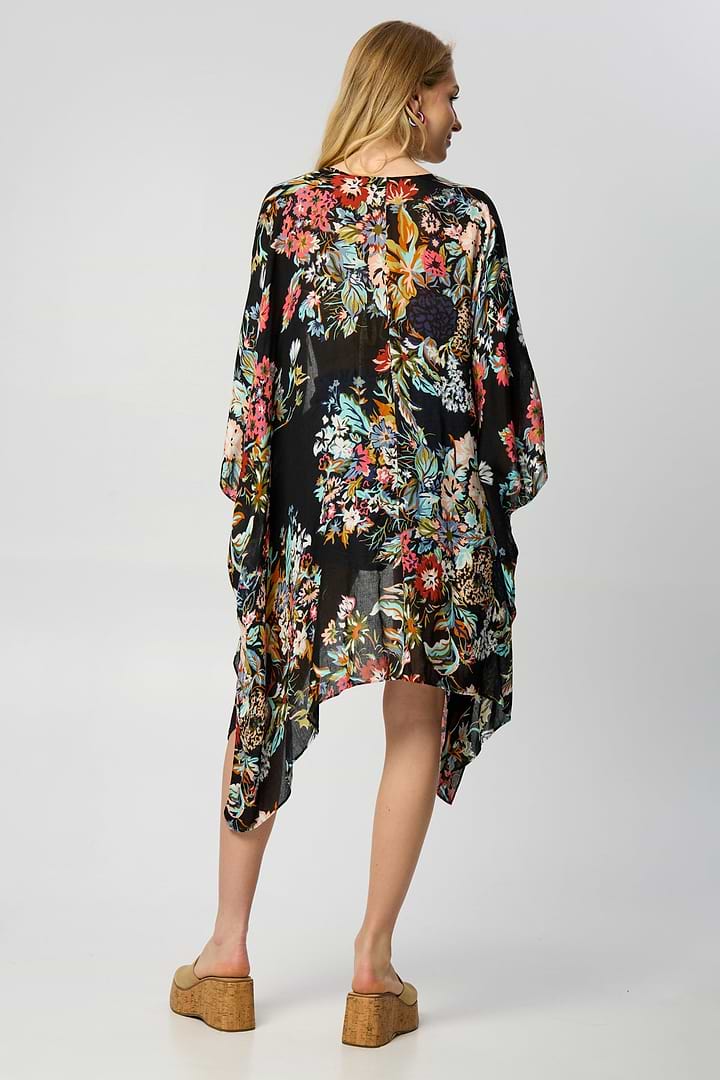 Flowy Floral Kimono - SAACHI - Black