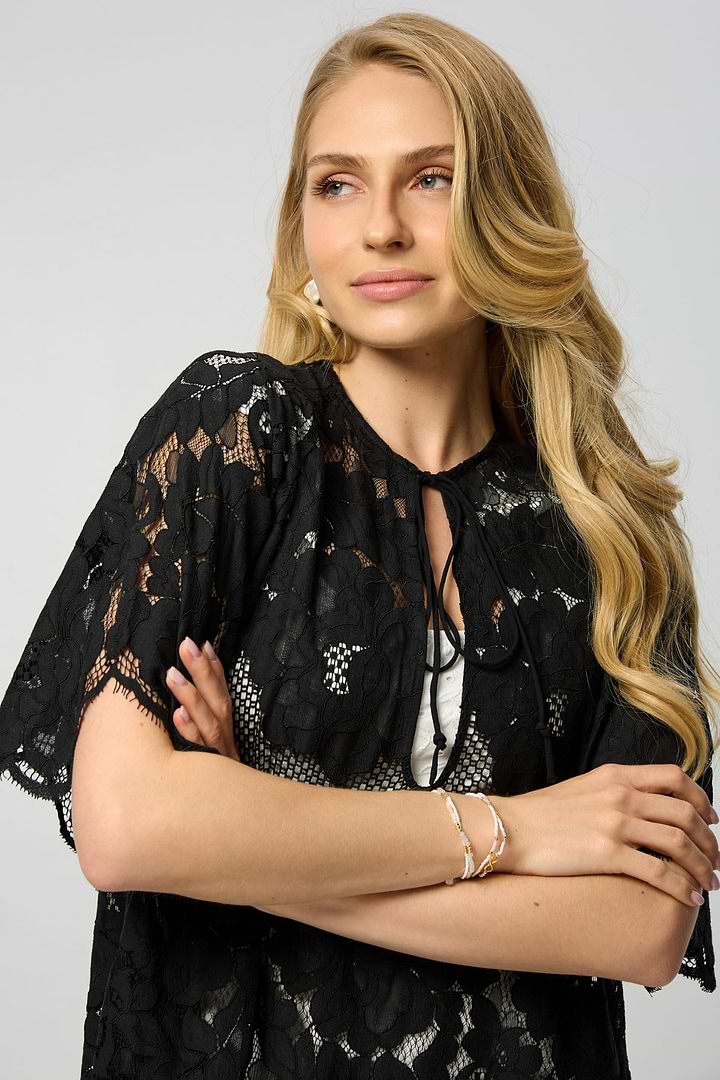 Floral Mesh Lace Kaftan - Black