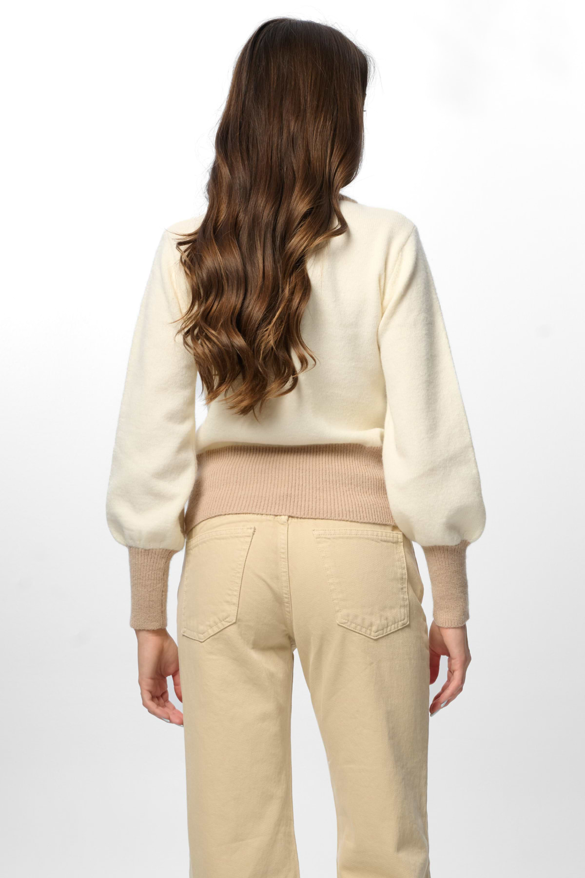 Ruffled Bloom Pullover Sweater - Ivory