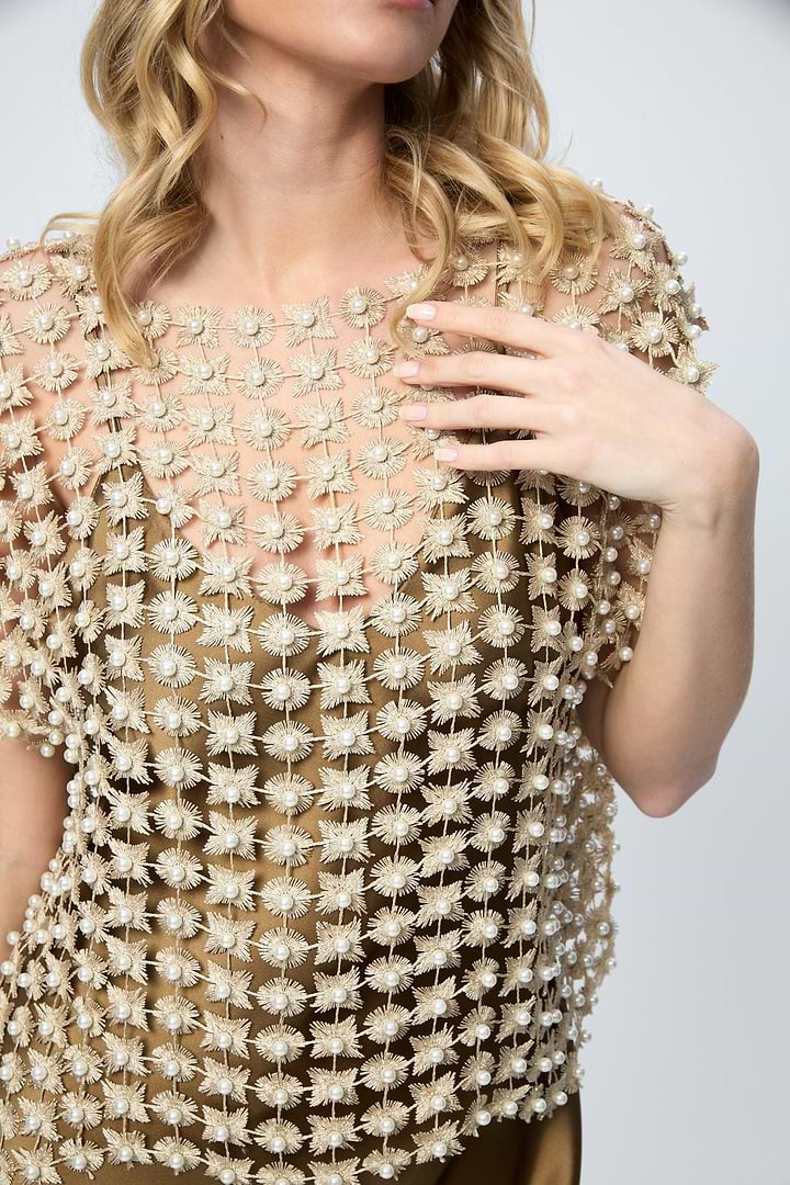 Floral Shell Pearl Capelet - Linen