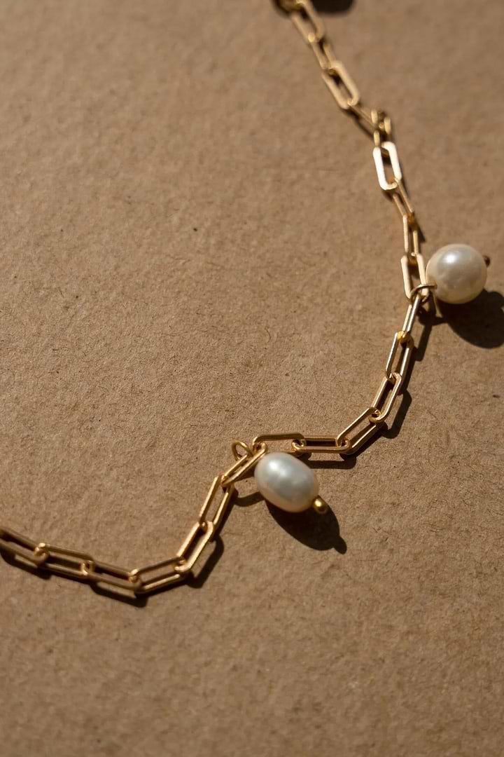 Preppy Pearl Necklace Gold