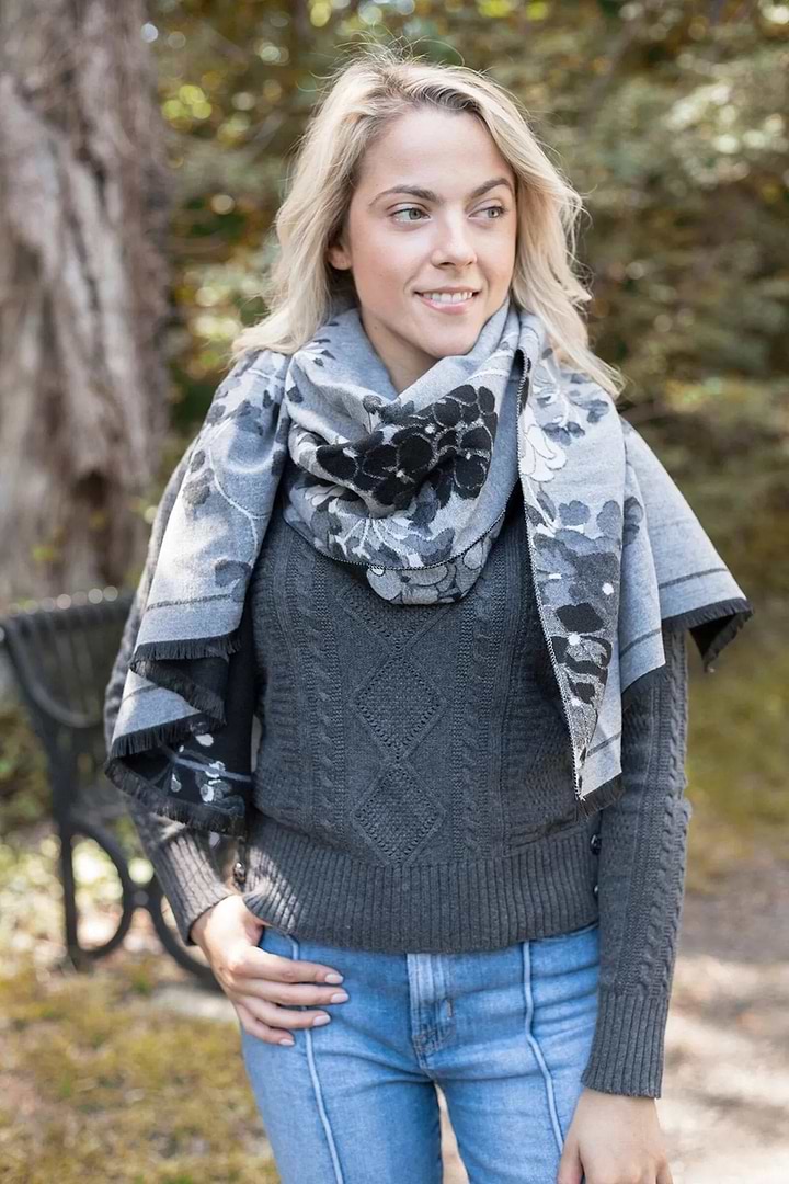Reversible Floral Scarf For Winter - Black
