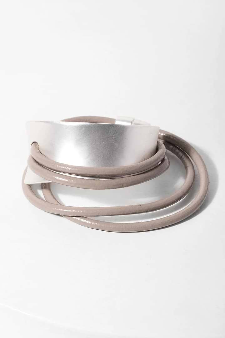 Swish Leather Bracelet Silver