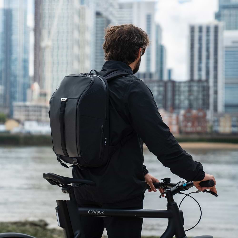 Protective Zip Backpack - Extreme