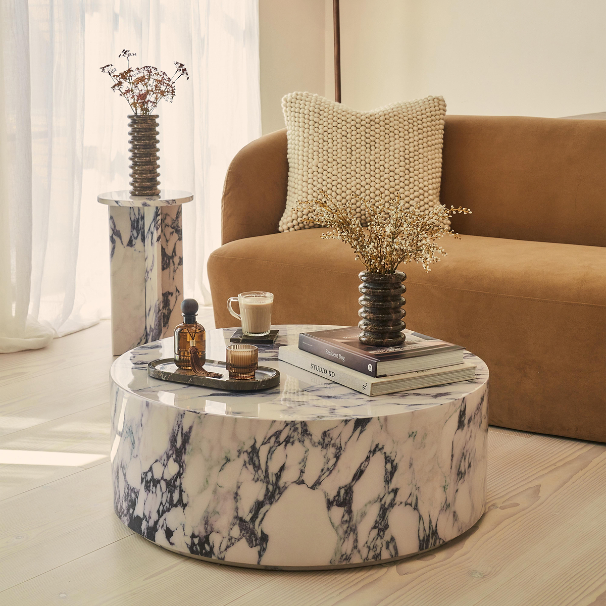 Atella - Arabescato Round Premium Solid Marble Coffee Table