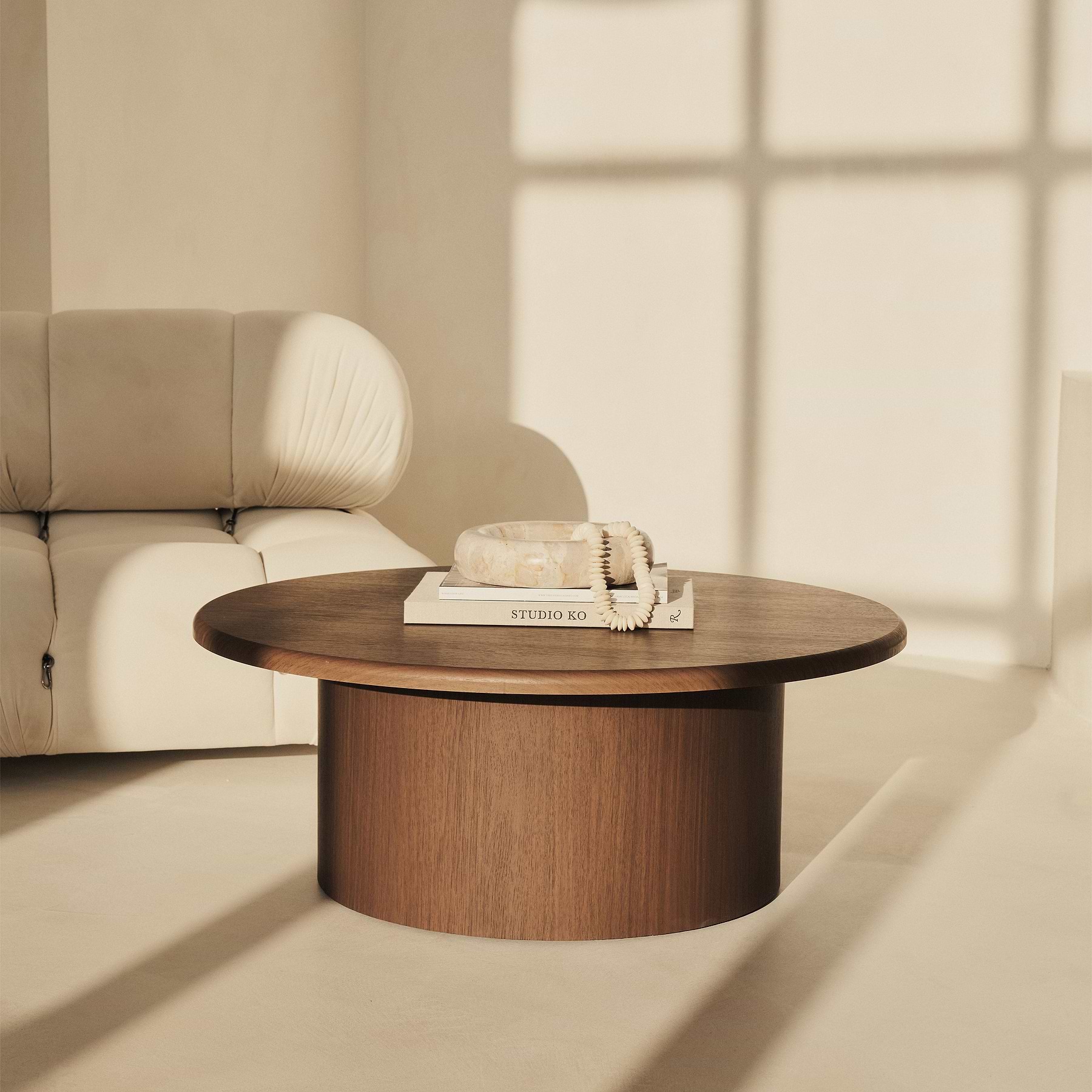 Round Coffee Tables