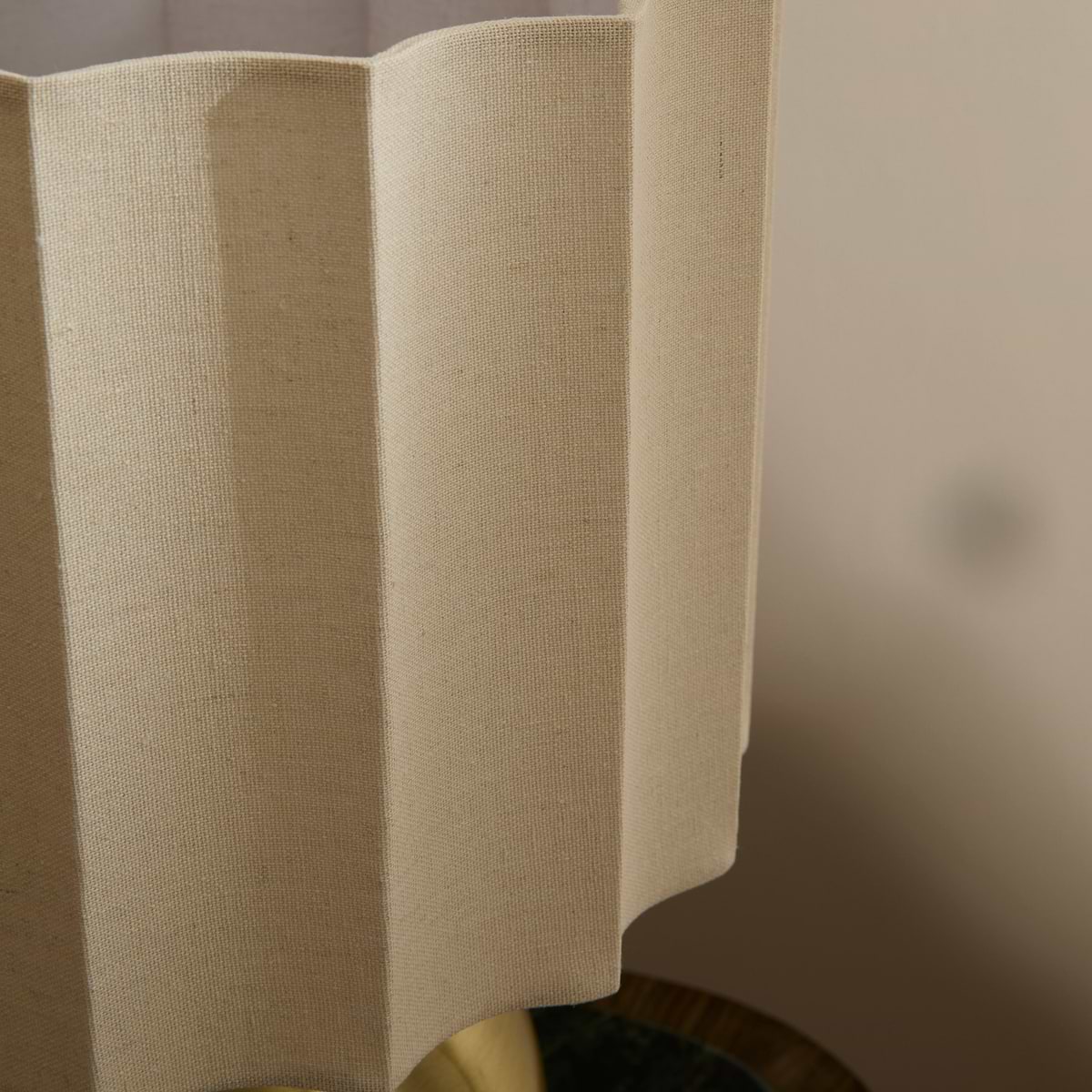 Caia - Antique Gold Scallop Shade Table Lamp