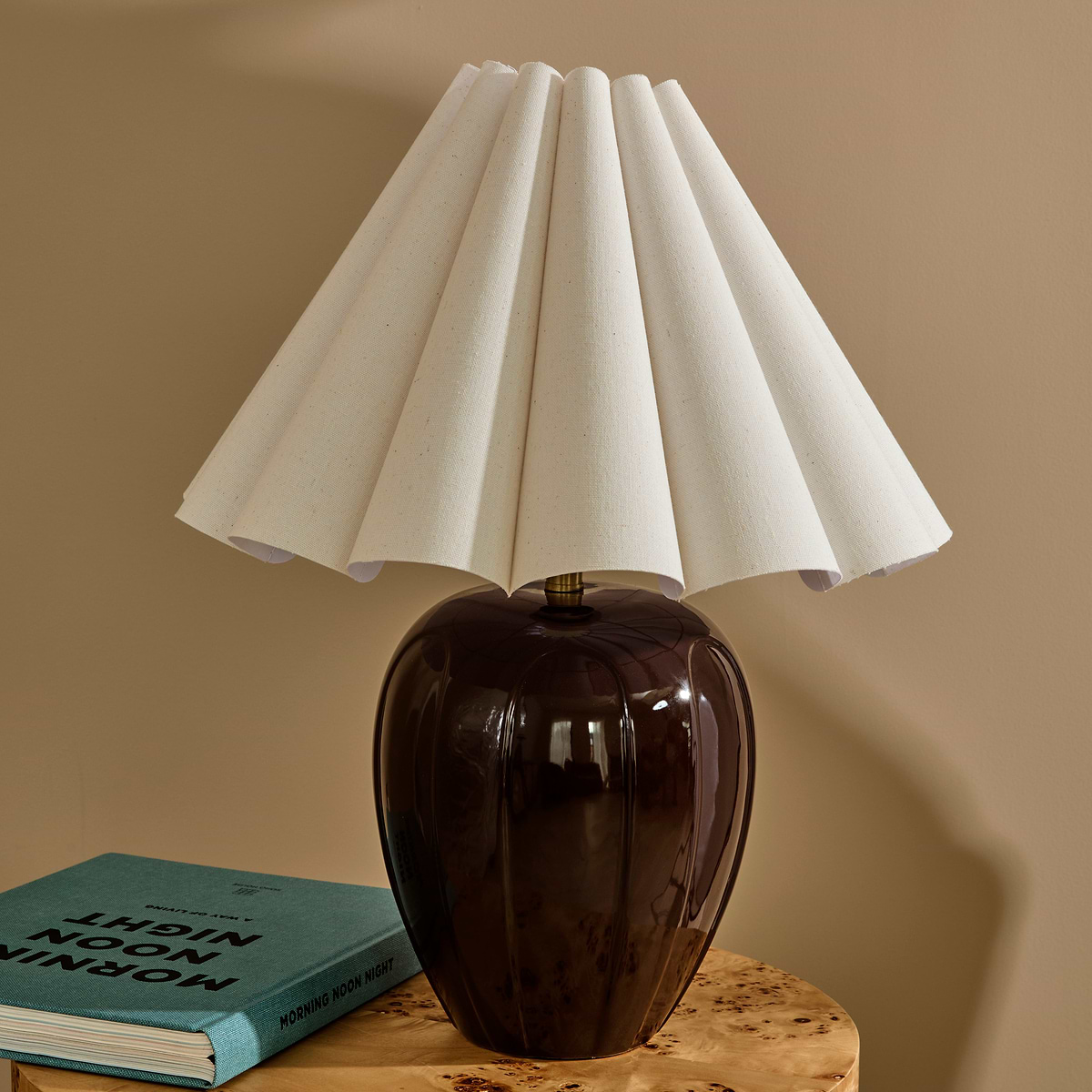 Orla - Chocolate Gloss Ceramic Scallop Shade Table Lamp