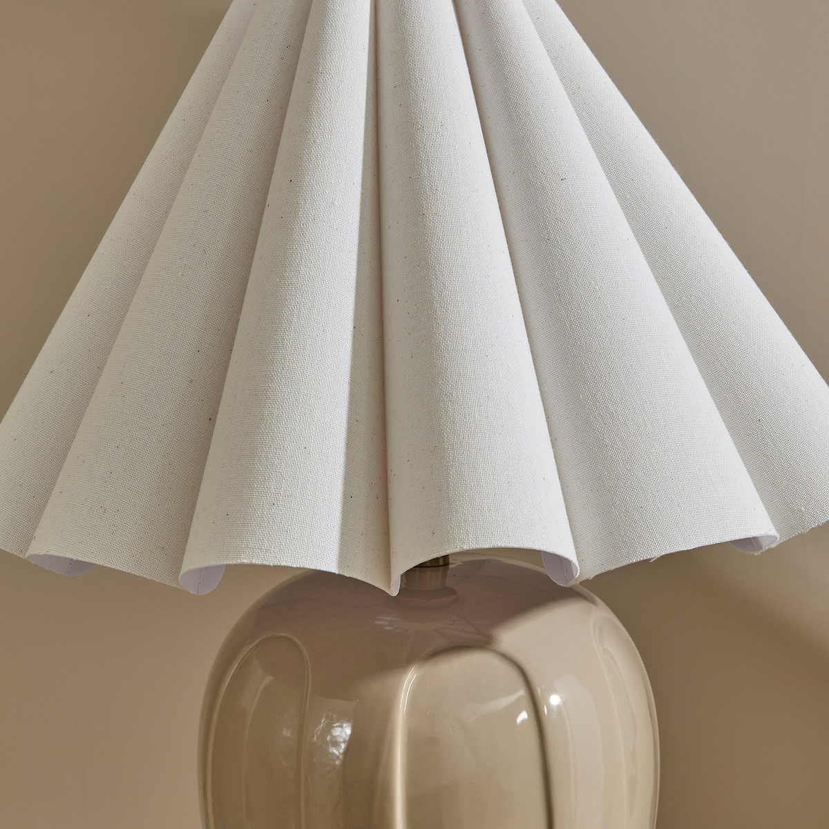 Orla - Beige Gloss Ceramic Scallop Shade Table Lamp