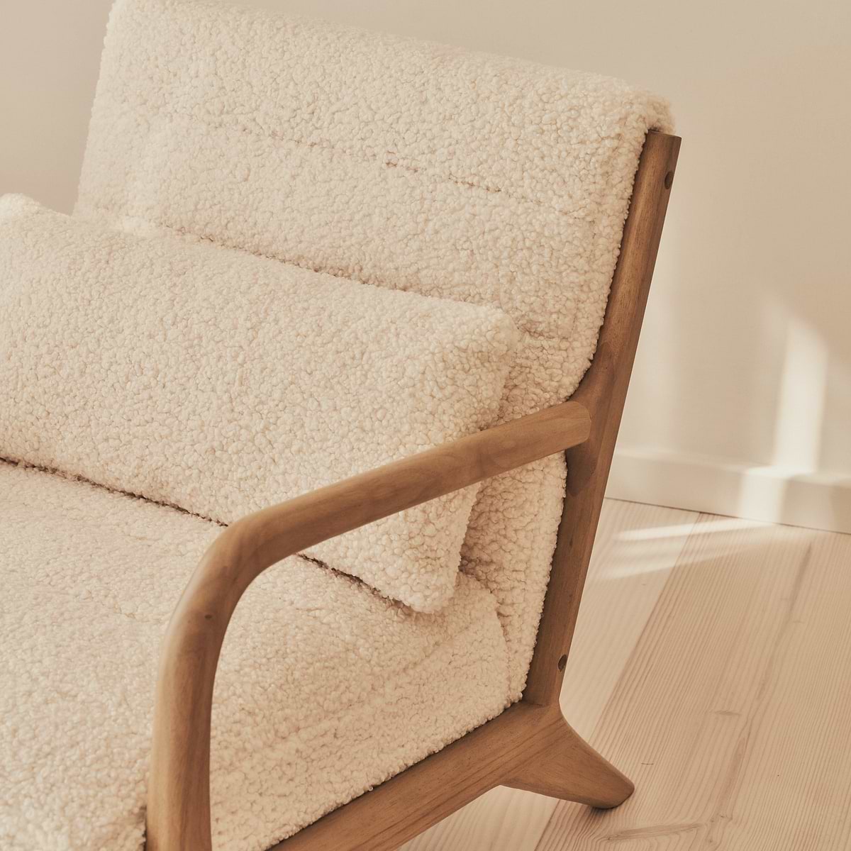 Hudson - Boucle Accent Chair Ivory & Warm Wood