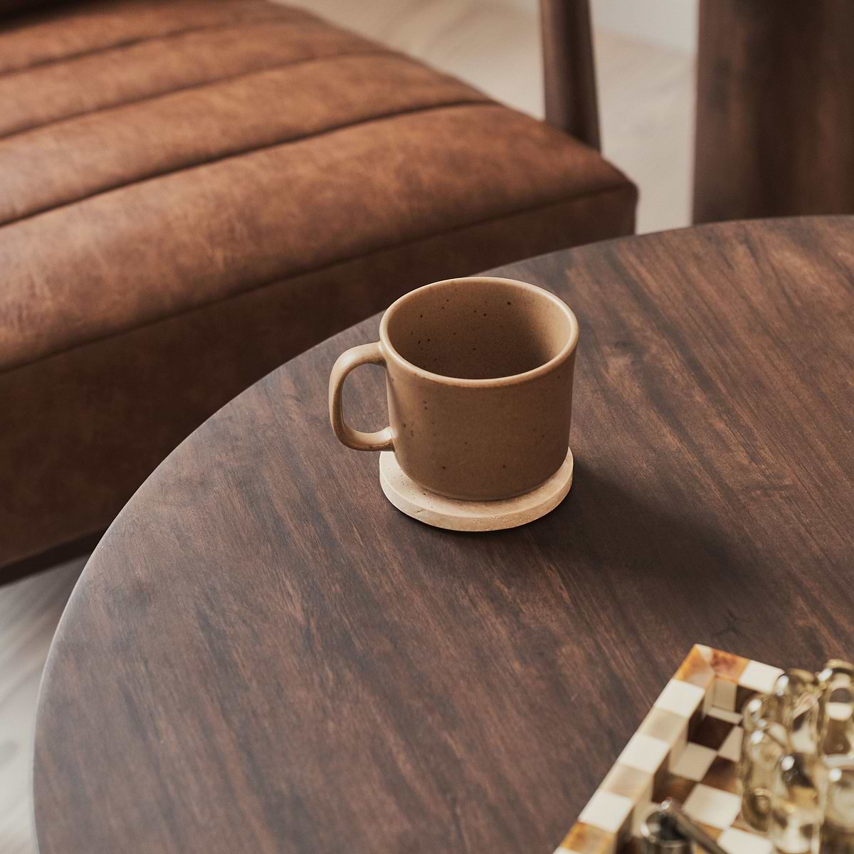 Vermont - Dark Wood Premium Round Coffee Table
