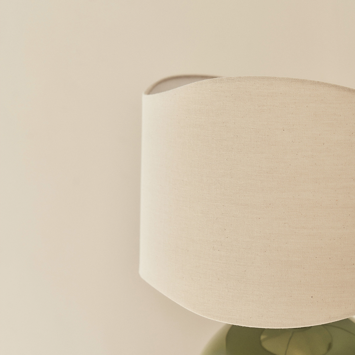 Olera - Olive Gloss Ceramic Wave Shade Table Lamp