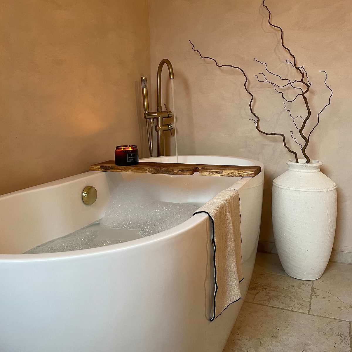 White Textured Terracotta Large Vase beside bathtub