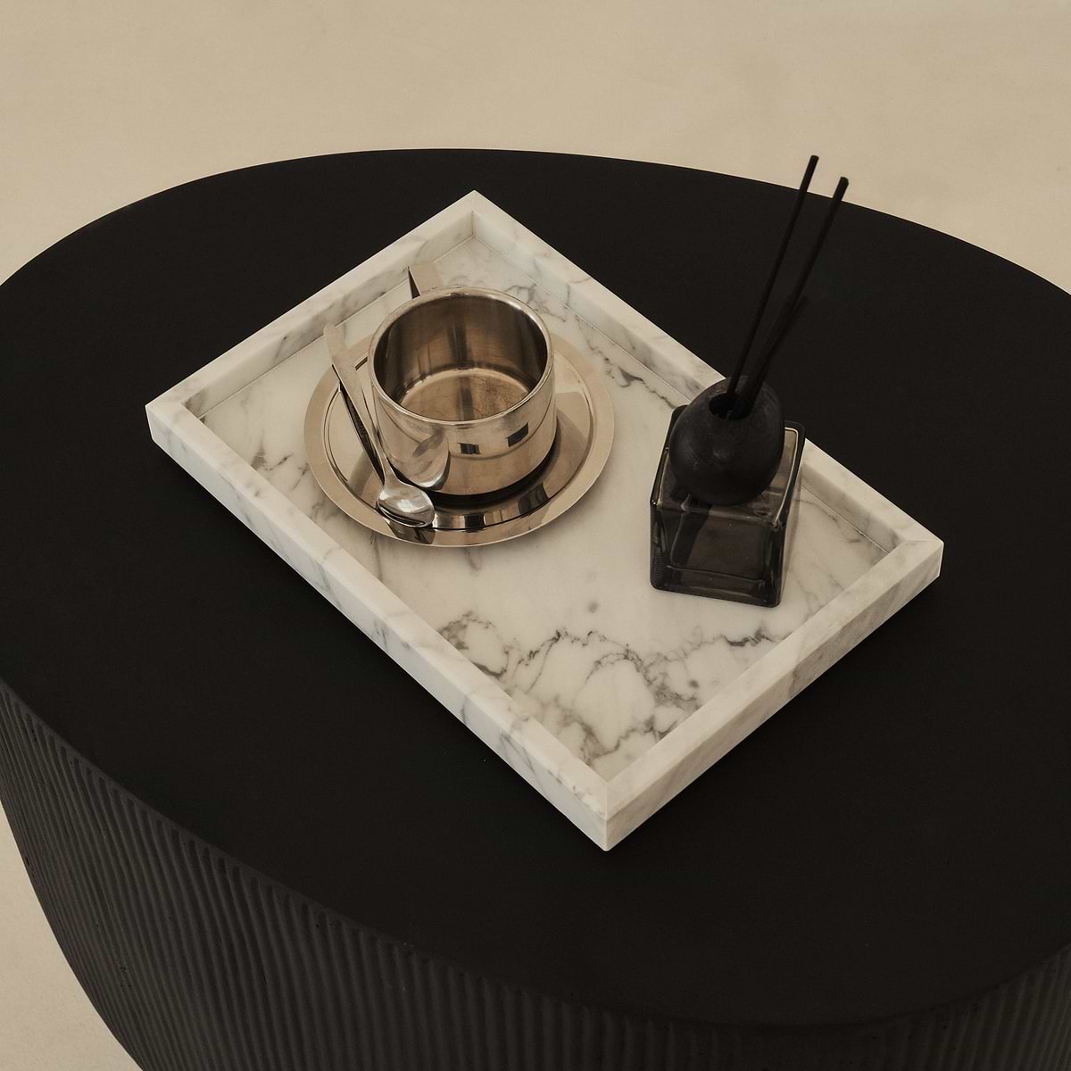 Travara - White Marble Large Rectangular Decorative Tray