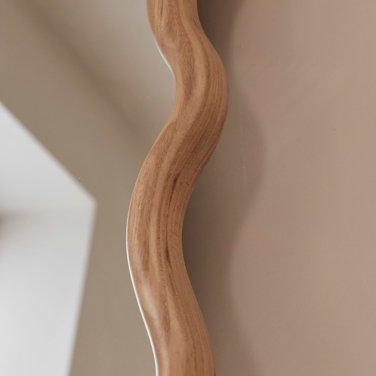 Marea - Light Wood Wavy Retro Wall Mirror 100cm x 70cm