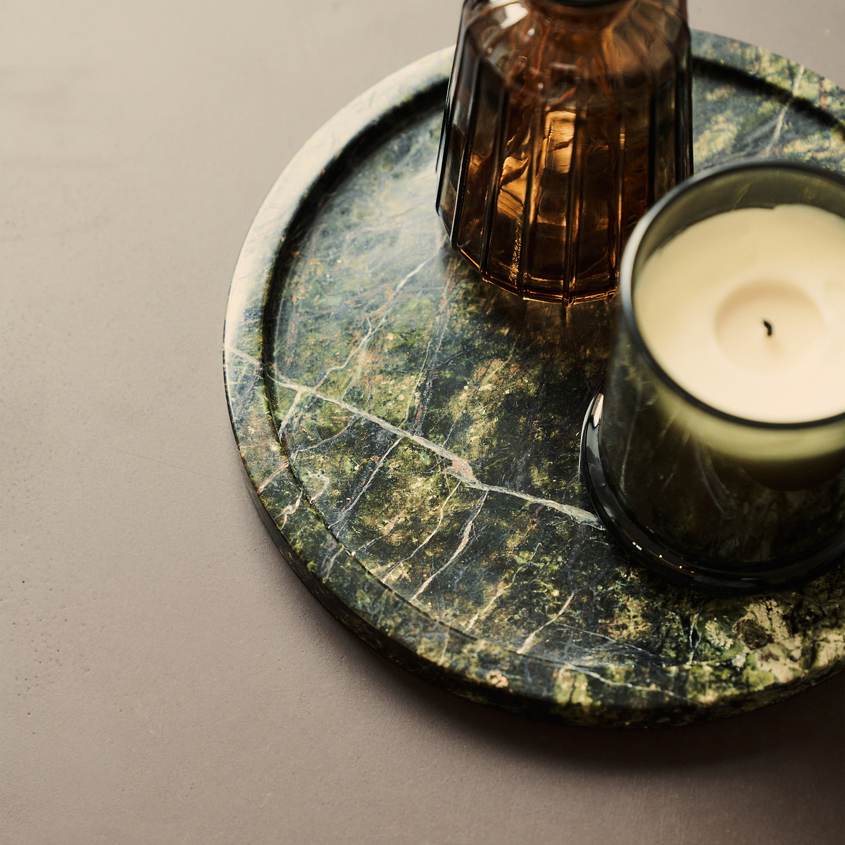 Travara - Green Marble Round Decorative Tray