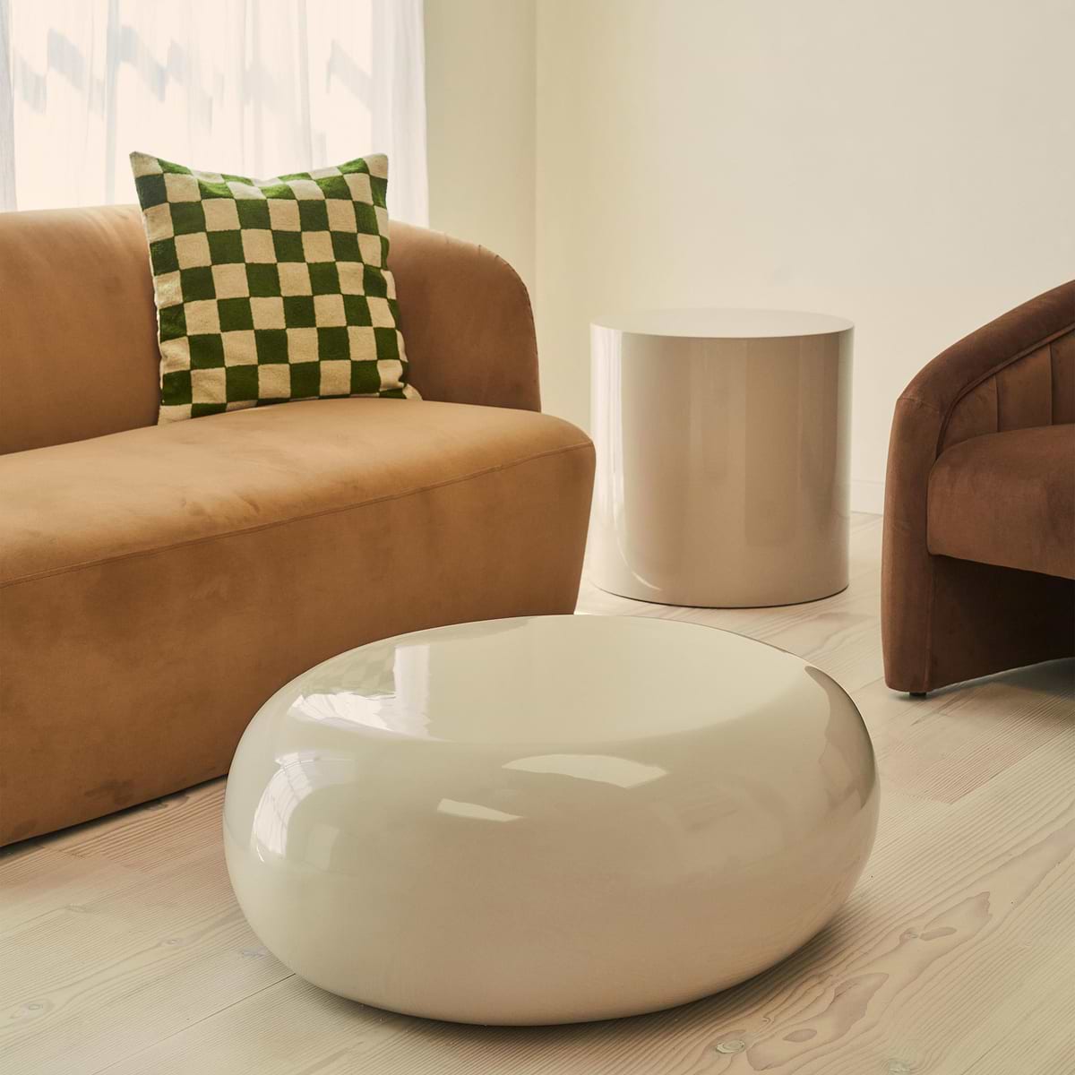Rivington - High Gloss Ivory Large Pebble Coffee Table