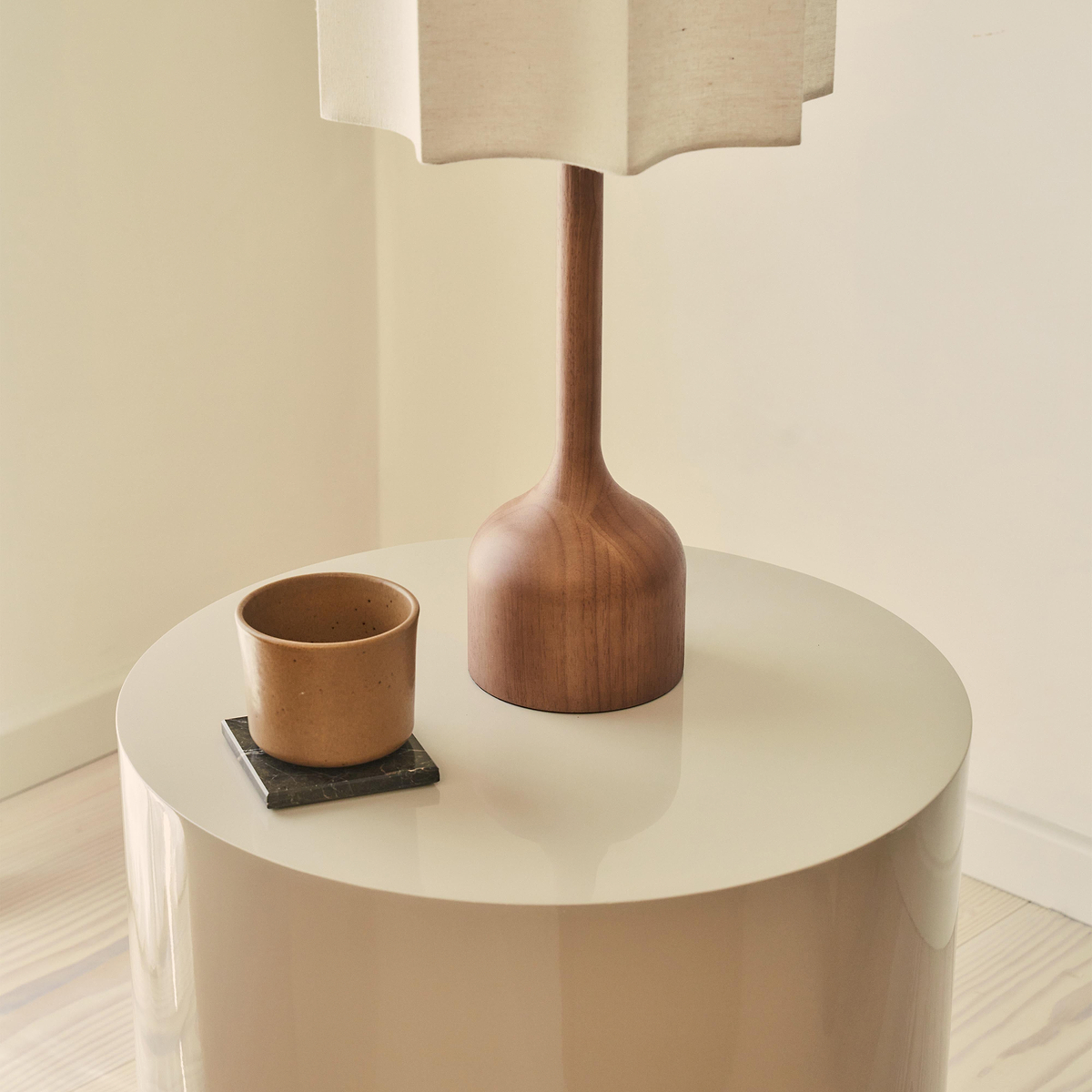 Rivington - High Gloss Ivory Round Side Table