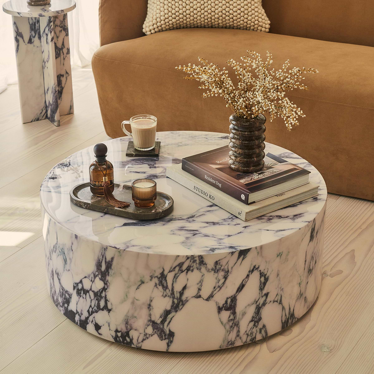 Atella - Arabescato Round Premium Solid Marble Coffee Table