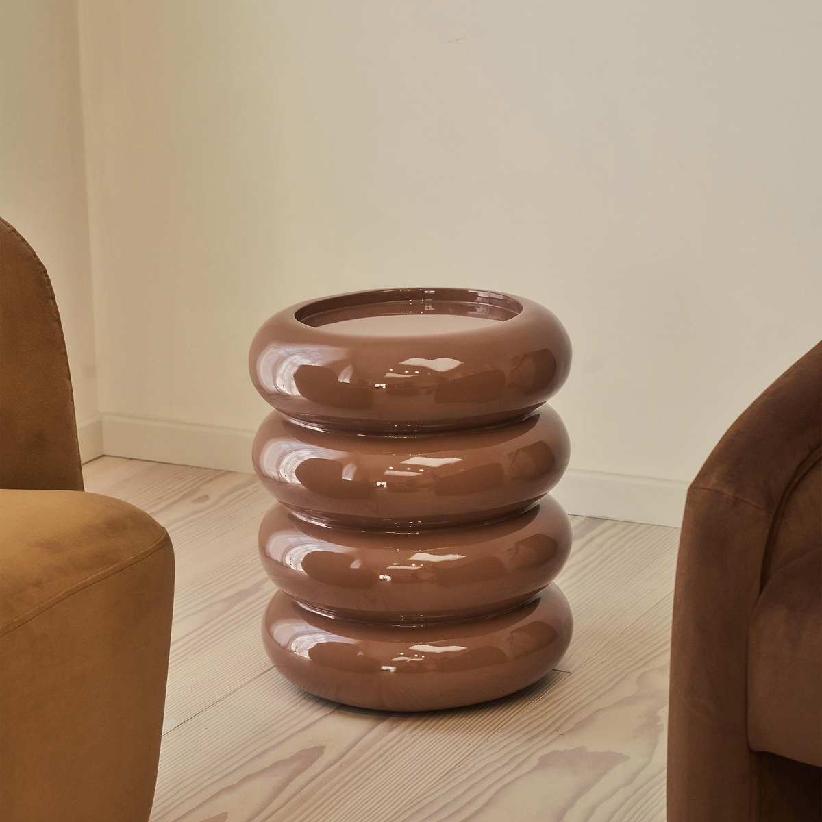 Compton - High Gloss Mocha Round Side Table