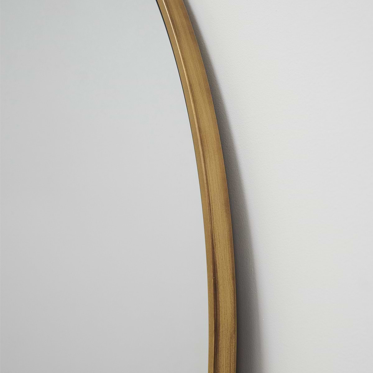 Gold Full Length Arched Metal Mirror detail shot of frame