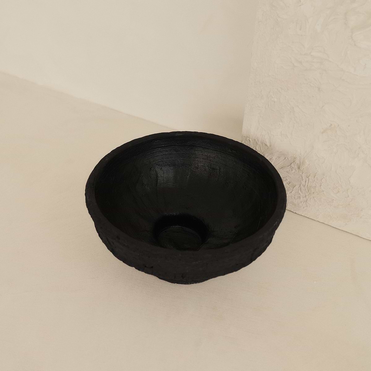 Toledo - Large Black Textured Terracotta Bowl