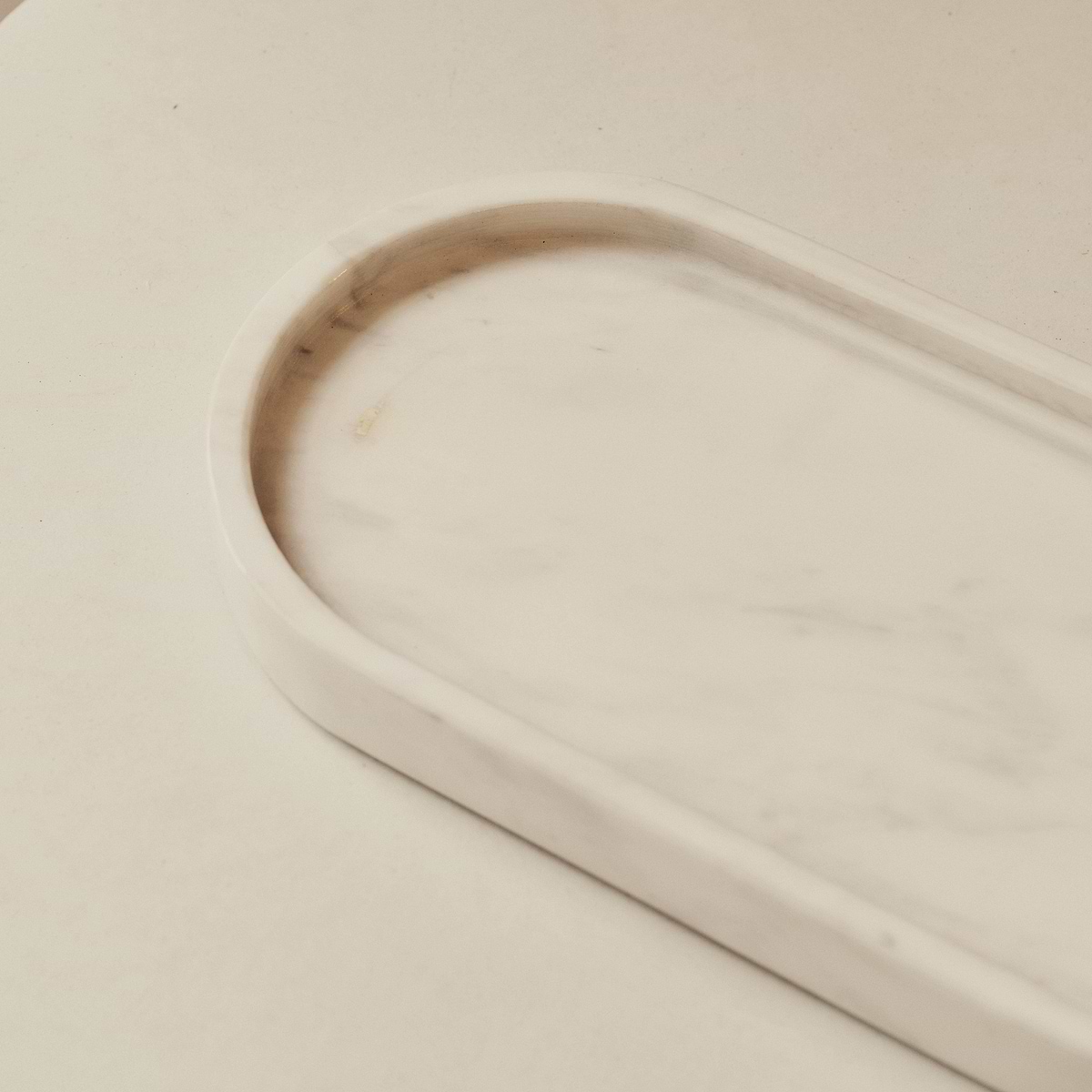 Travara - White Marble Oval Decorative Tray