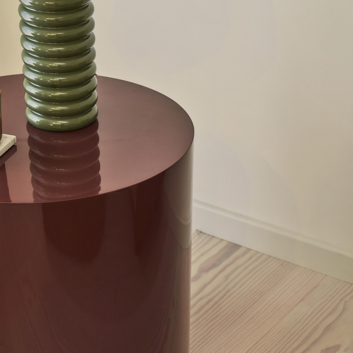 Rivington - High Gloss Burgundy Round Side Table