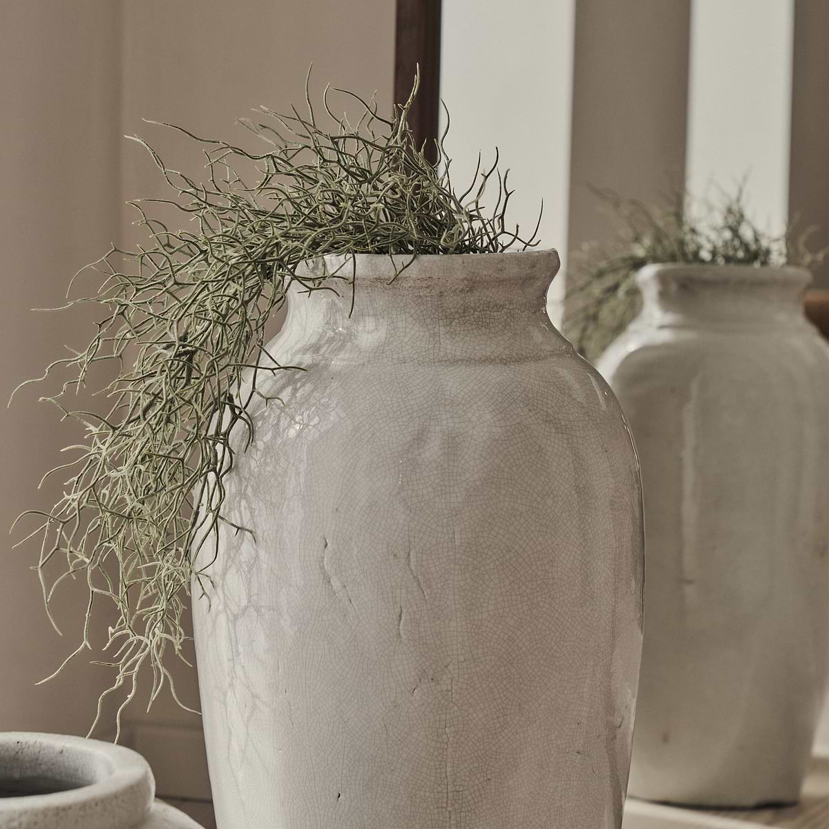 Cadira - Large Ivory Gloss Ceramic Vase