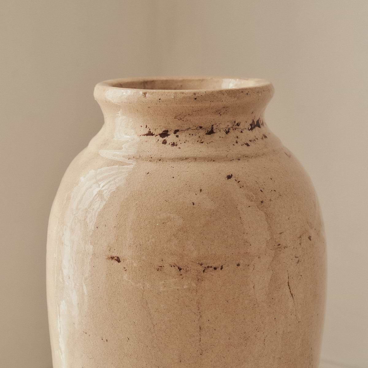 Cadira - Large Beige Gloss Ceramic Vase