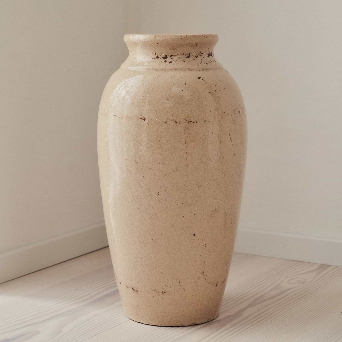 Cadira - Large Beige Gloss Ceramic Vase