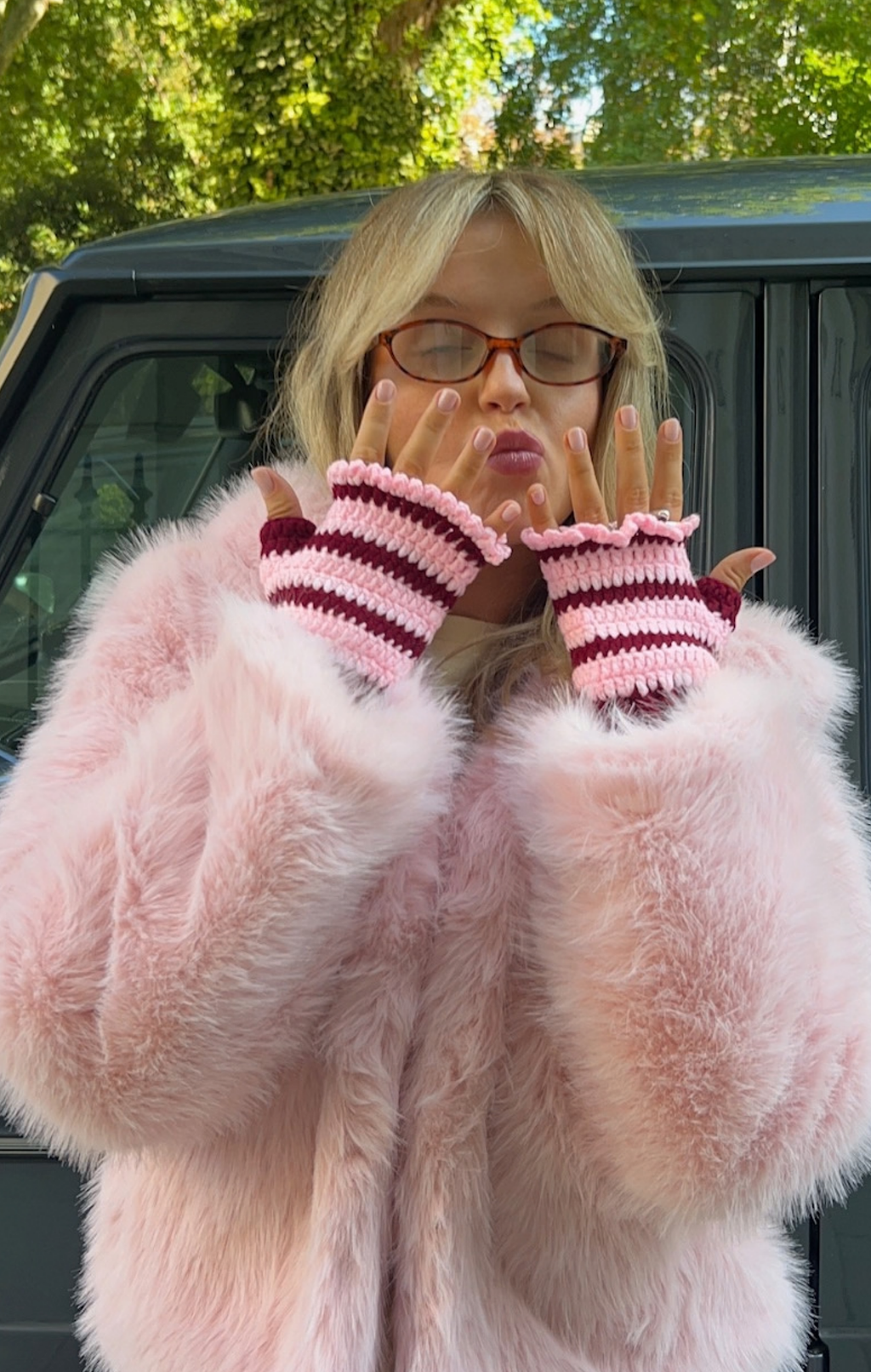 Coming Soon Pink Ruffle Glove