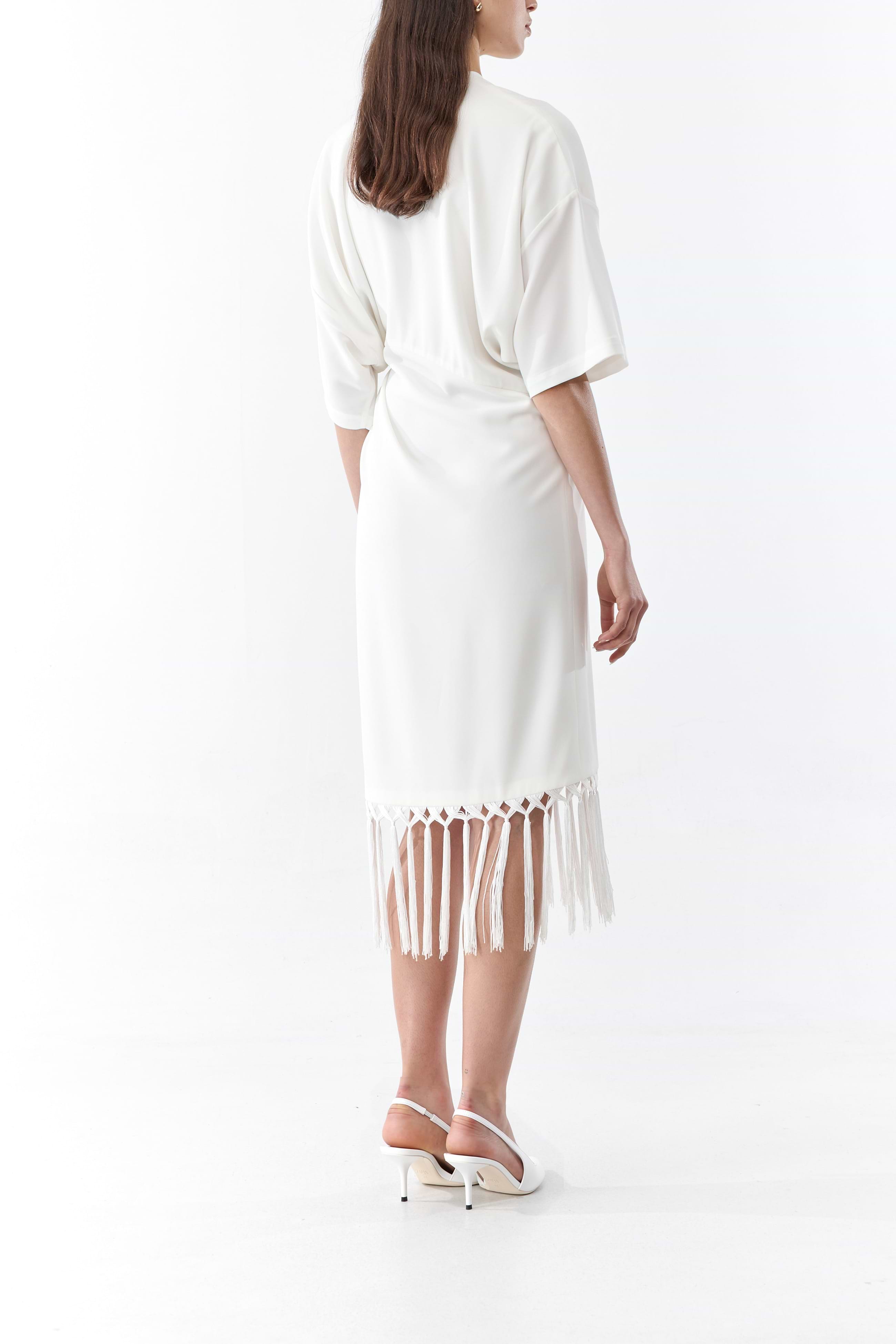 HINT WHITE