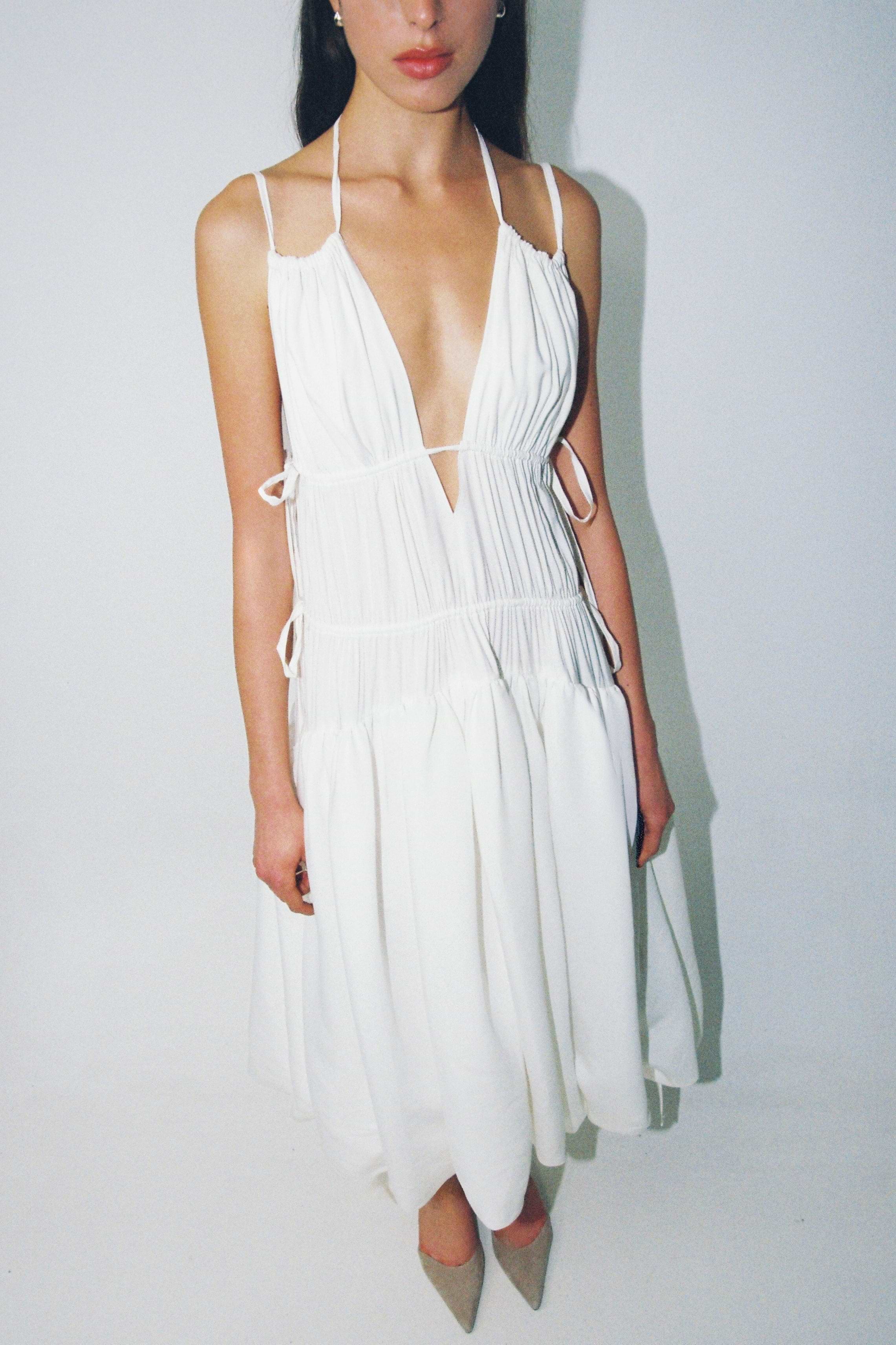 PURE WHITE