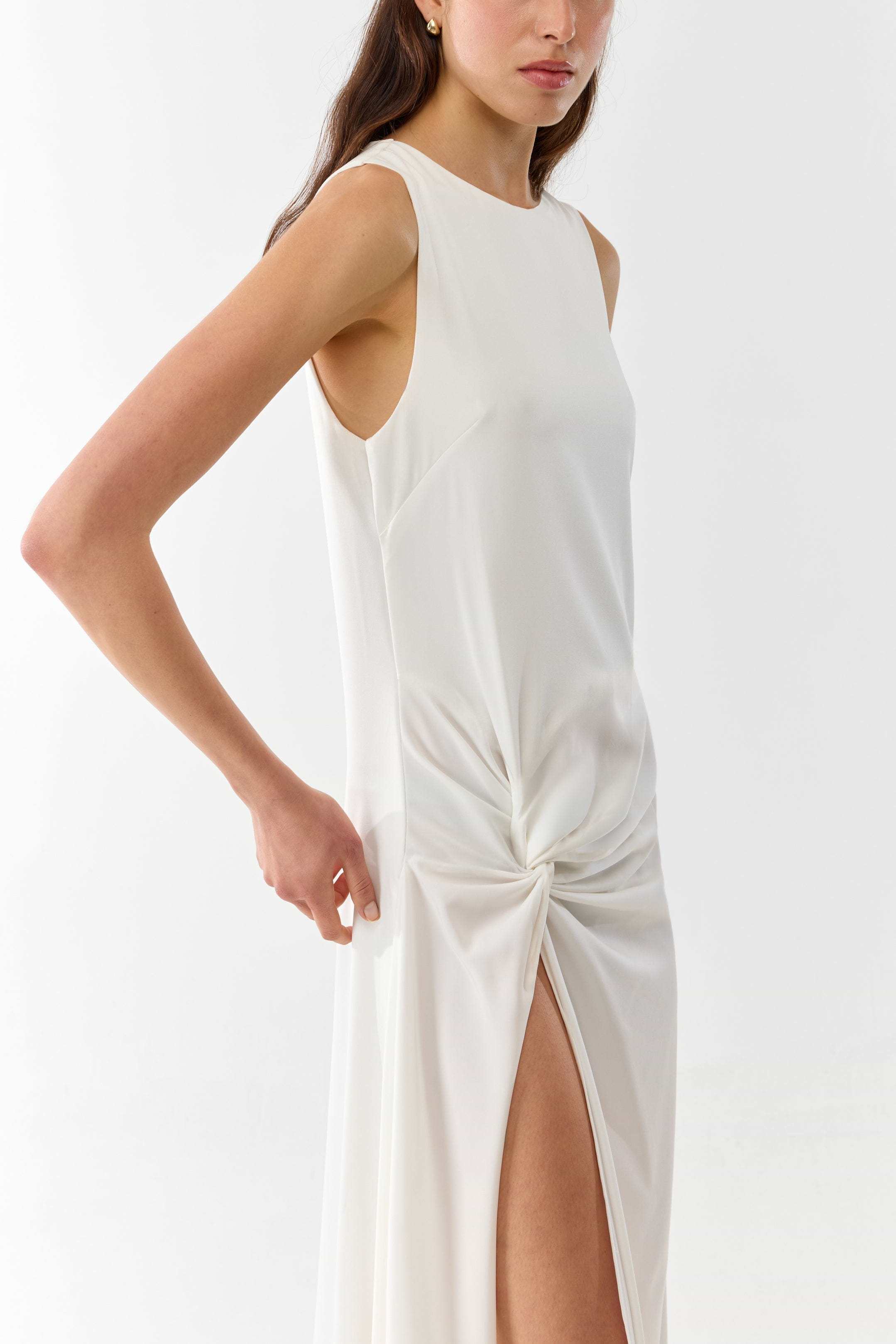 LORE WHITE